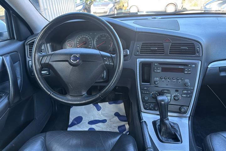 Sølv Volvo S60 fra 2006
