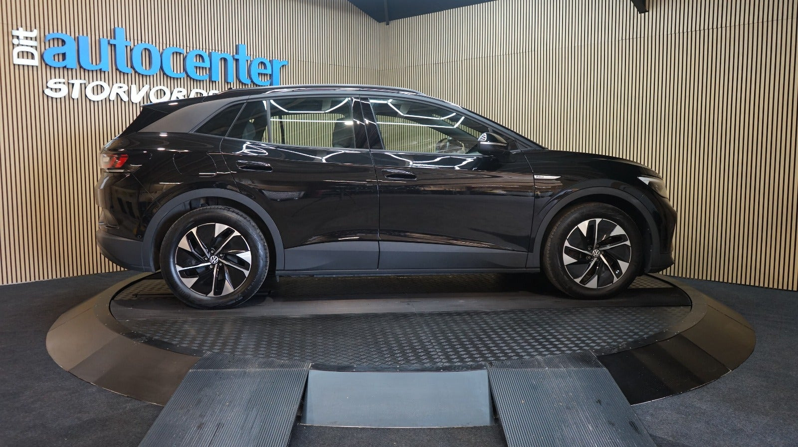 Sort VW ID.4 fra 2023