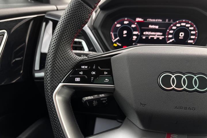 Lilla Audi Q4 e-tron fra 2025