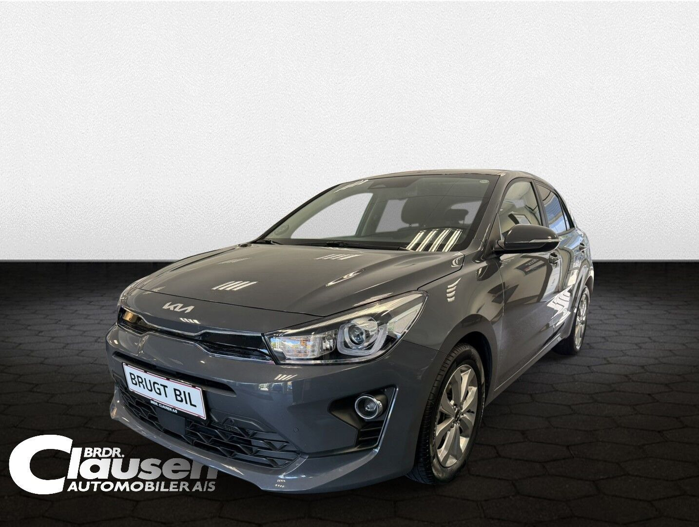 Grå Kia Rio fra 2023