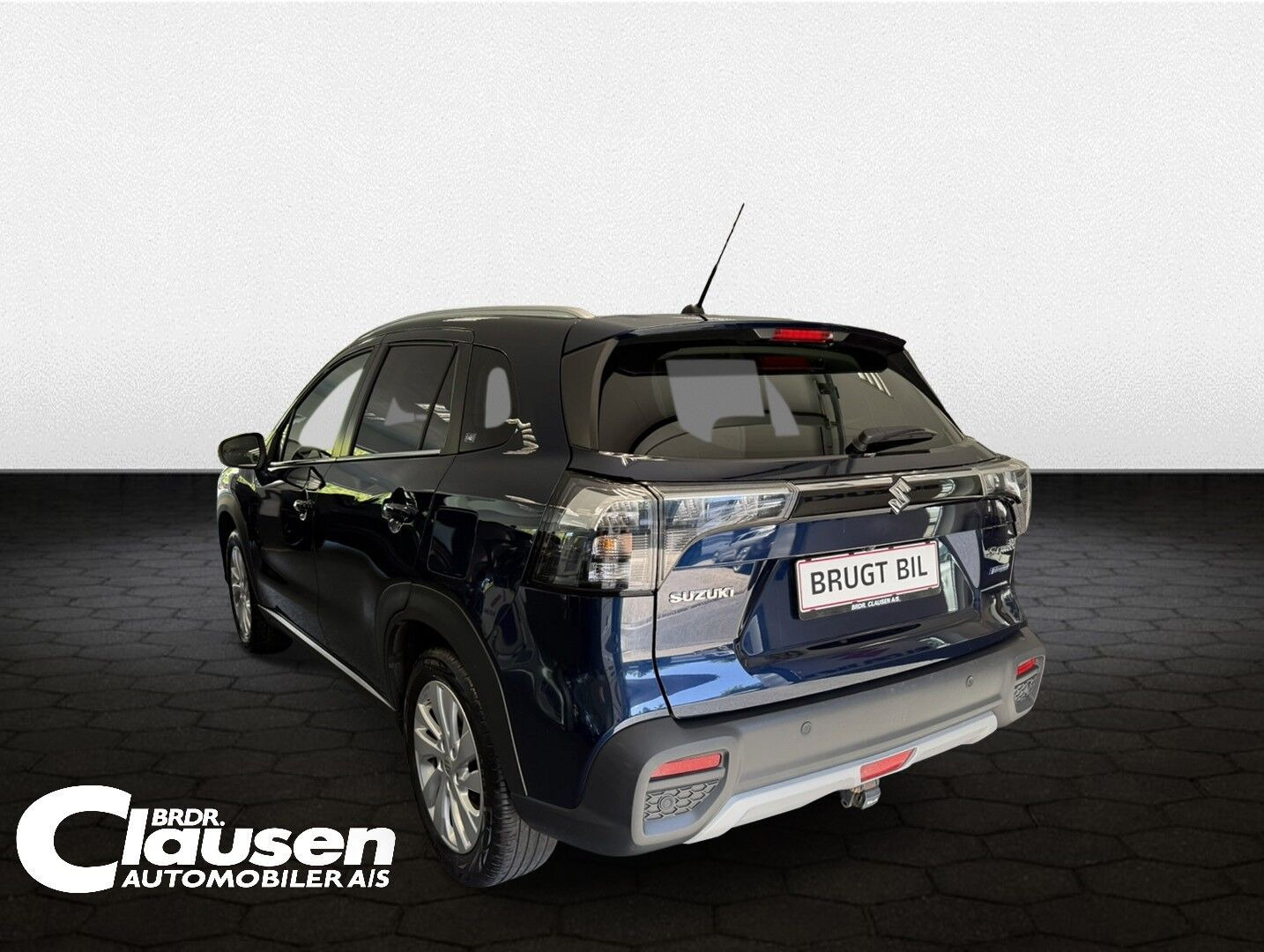 Blå Suzuki S-Cross fra 2022