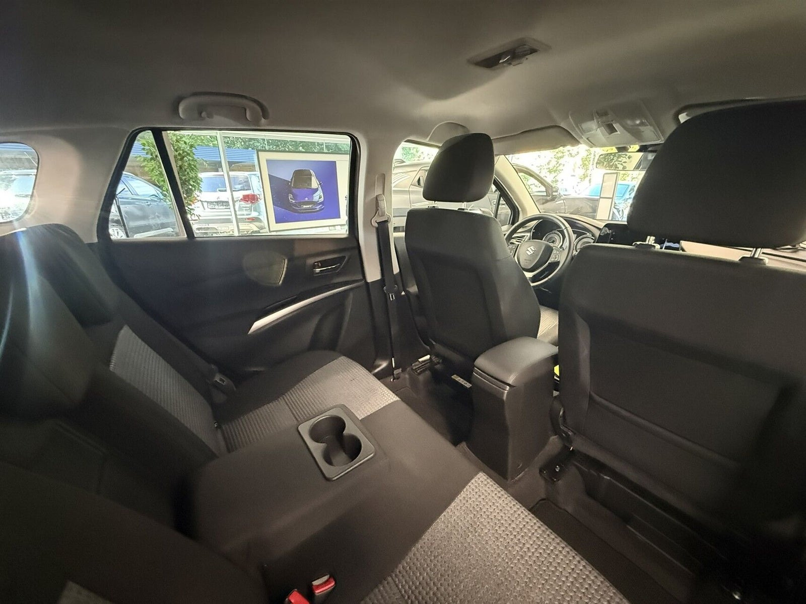 Blå Suzuki S-Cross fra 2022