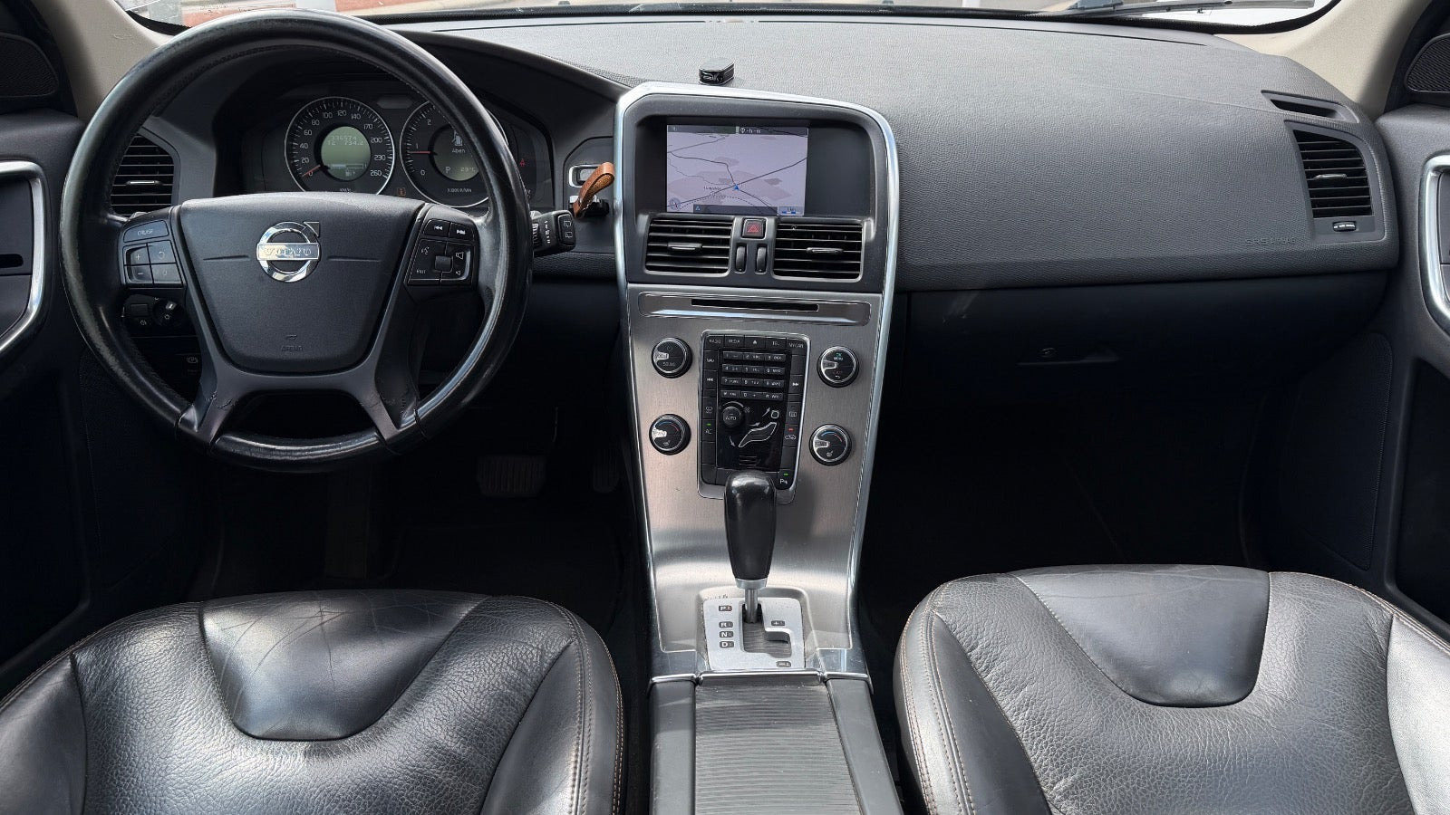 Sort Volvo XC60 fra 2012