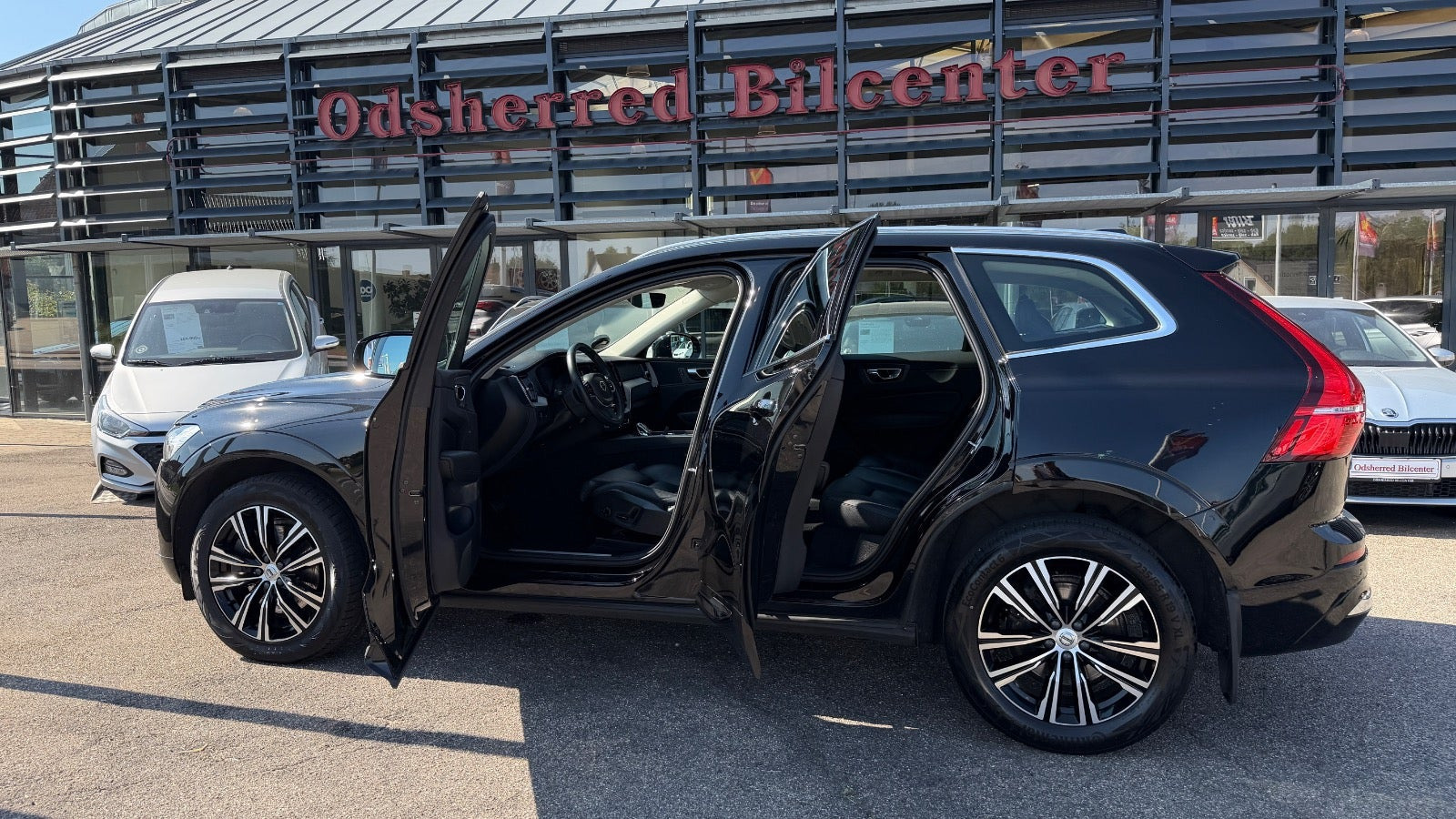 Sort Volvo XC60 fra 2022
