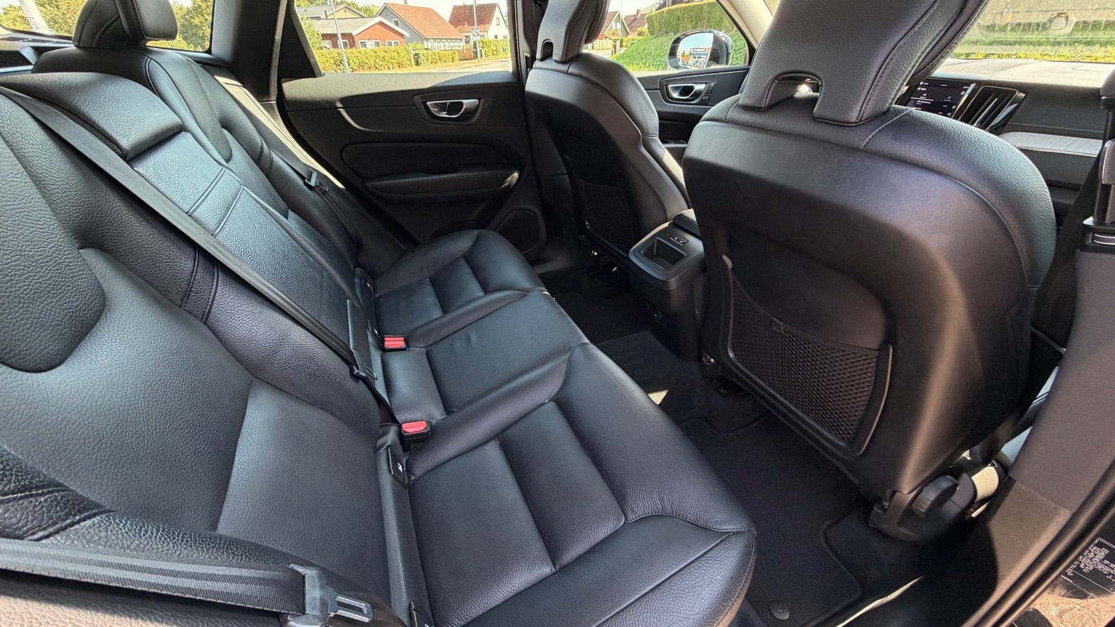 Sort Volvo XC60 fra 2022