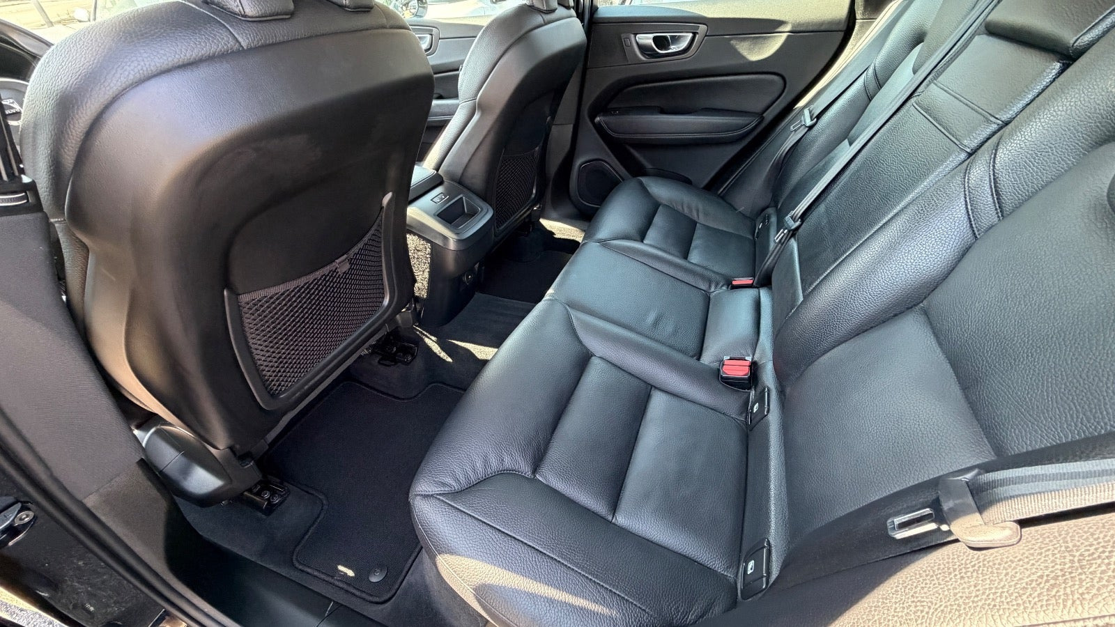 Sort Volvo XC60 fra 2022