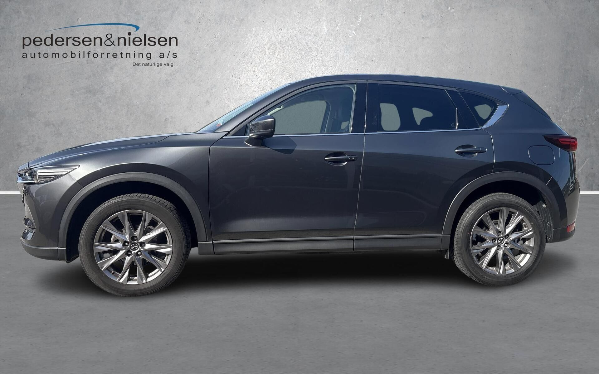 Grå Mazda CX-5 fra 2020