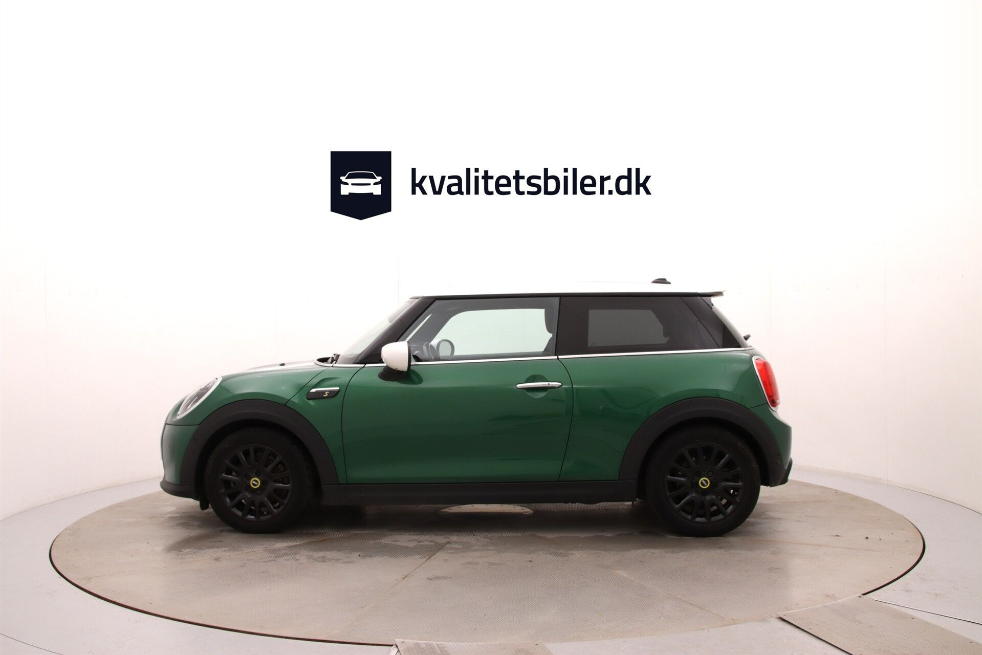 Grøn Mini Cooper fra 2023