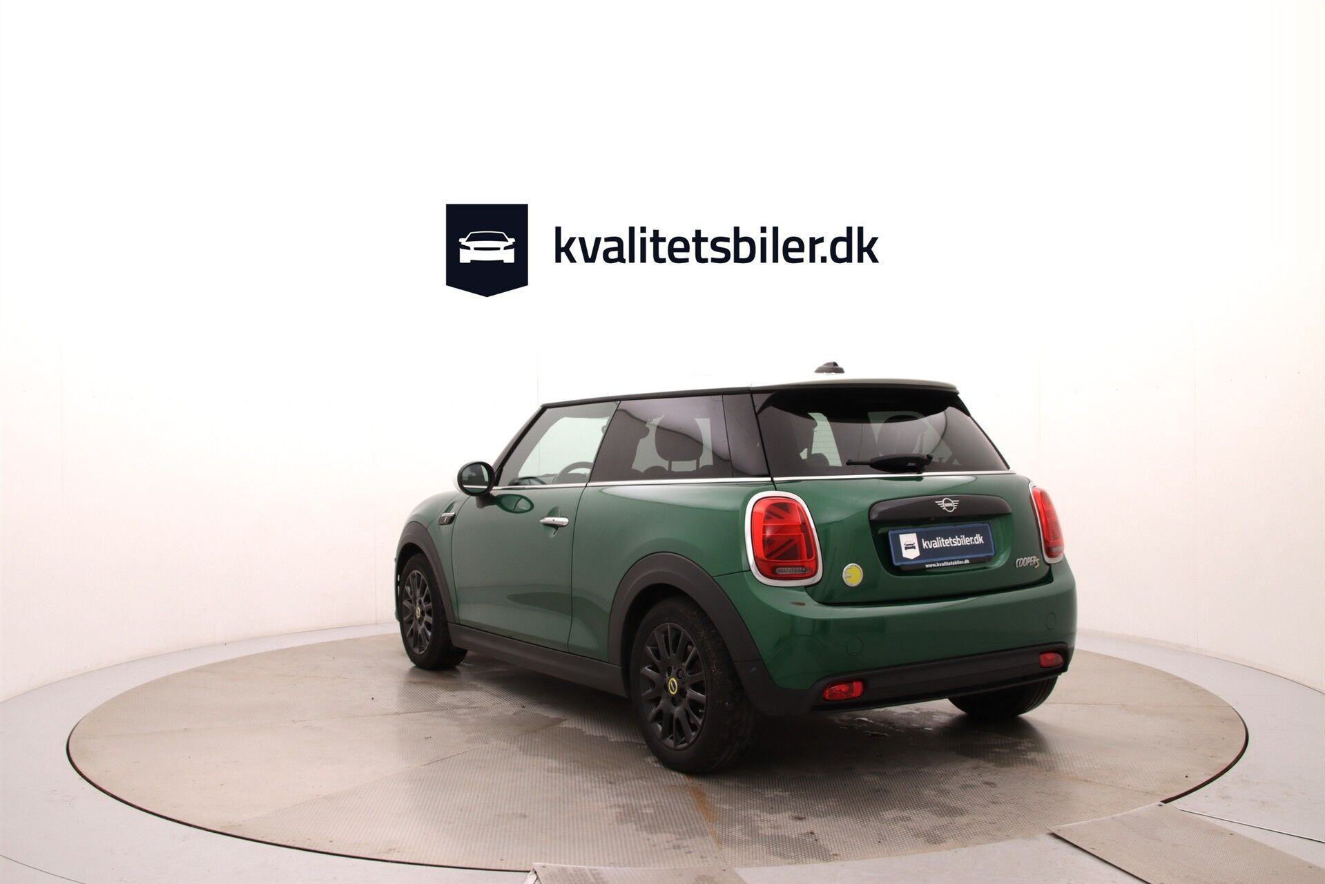 Grøn Mini Cooper fra 2023