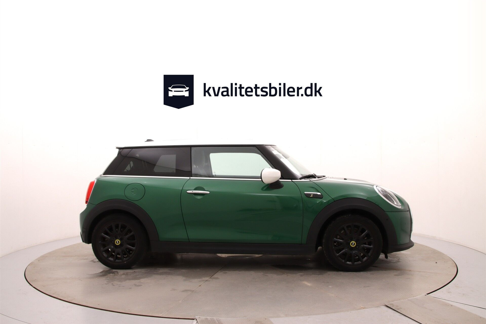 Grøn Mini Cooper fra 2023