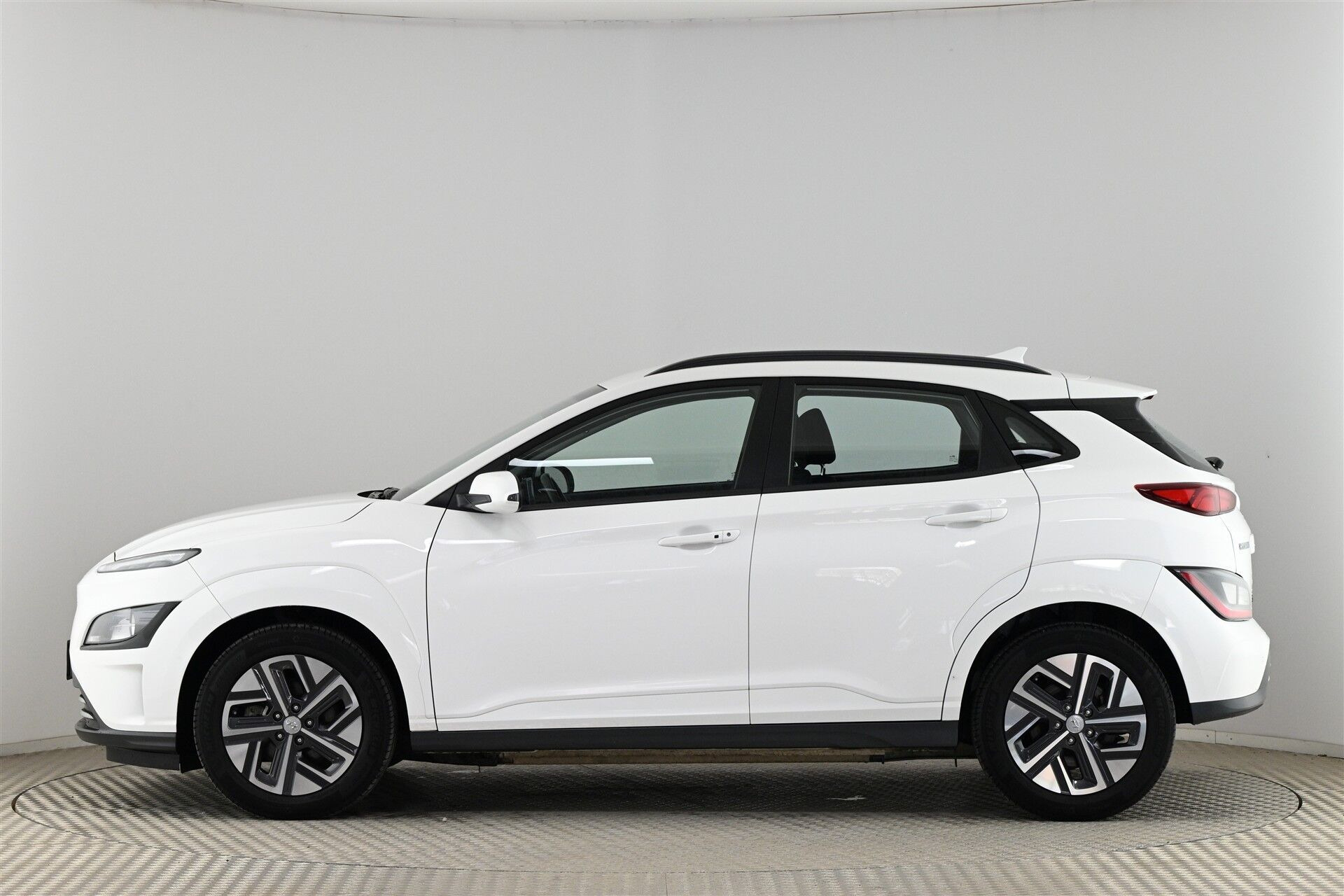 Hvid Hyundai Kona fra 2022
