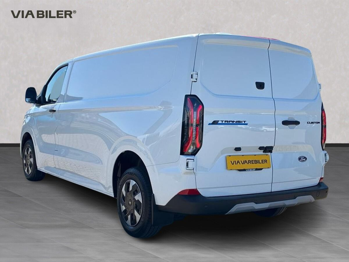 undefined Ford E-Transit Custom fra 2025