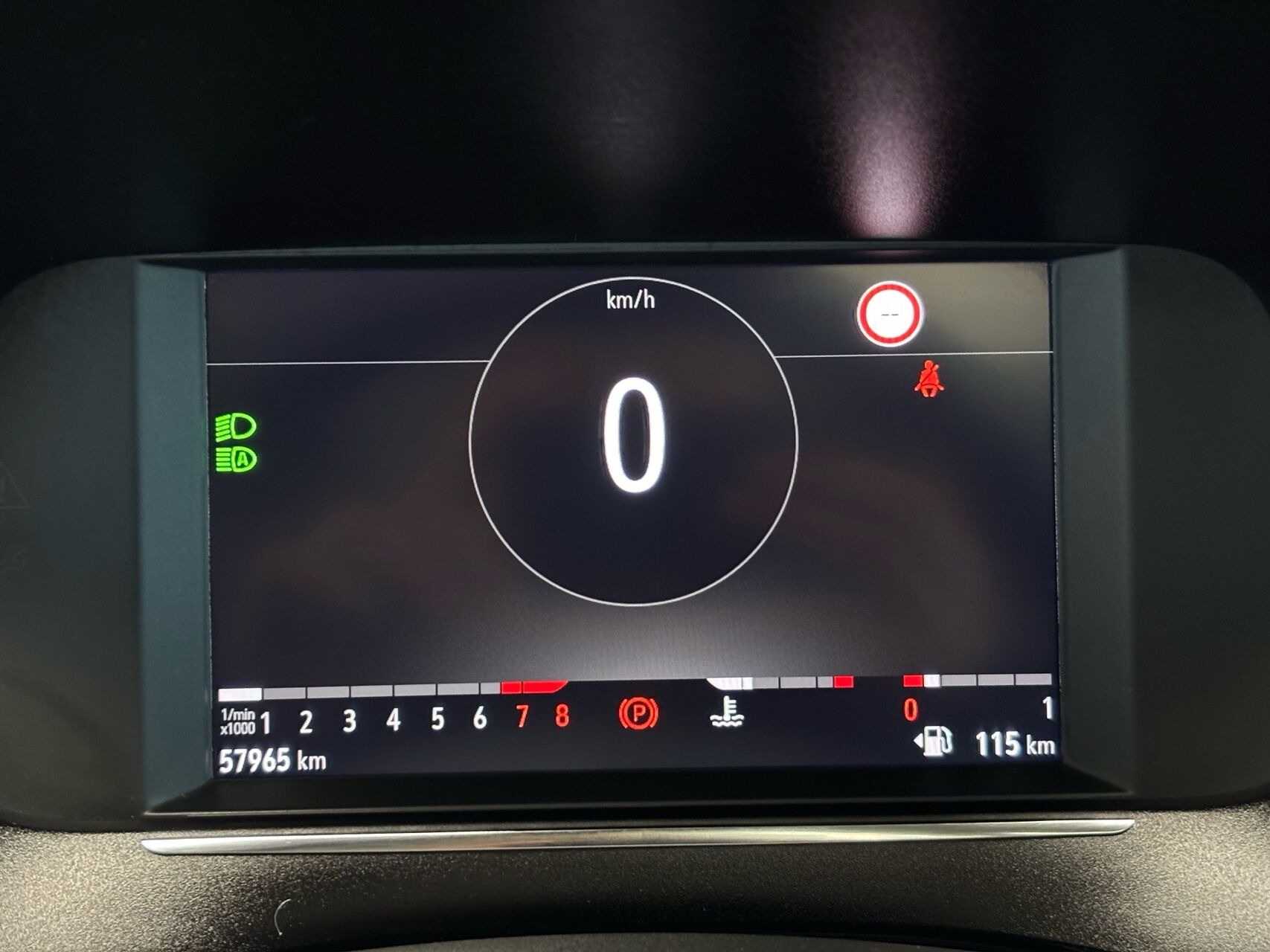 Sølv Opel Corsa fra 2021