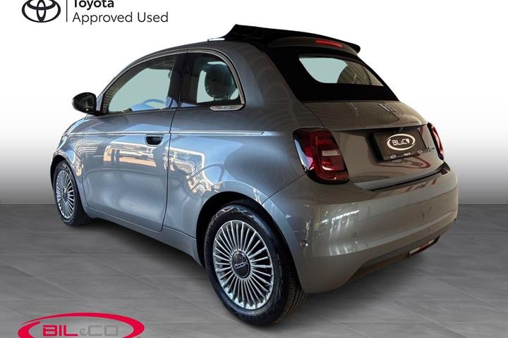 Sort Fiat 500e fra 2023