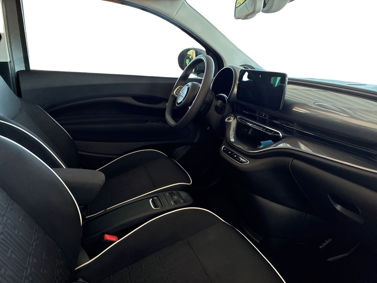 Sort Fiat 500e fra 2023