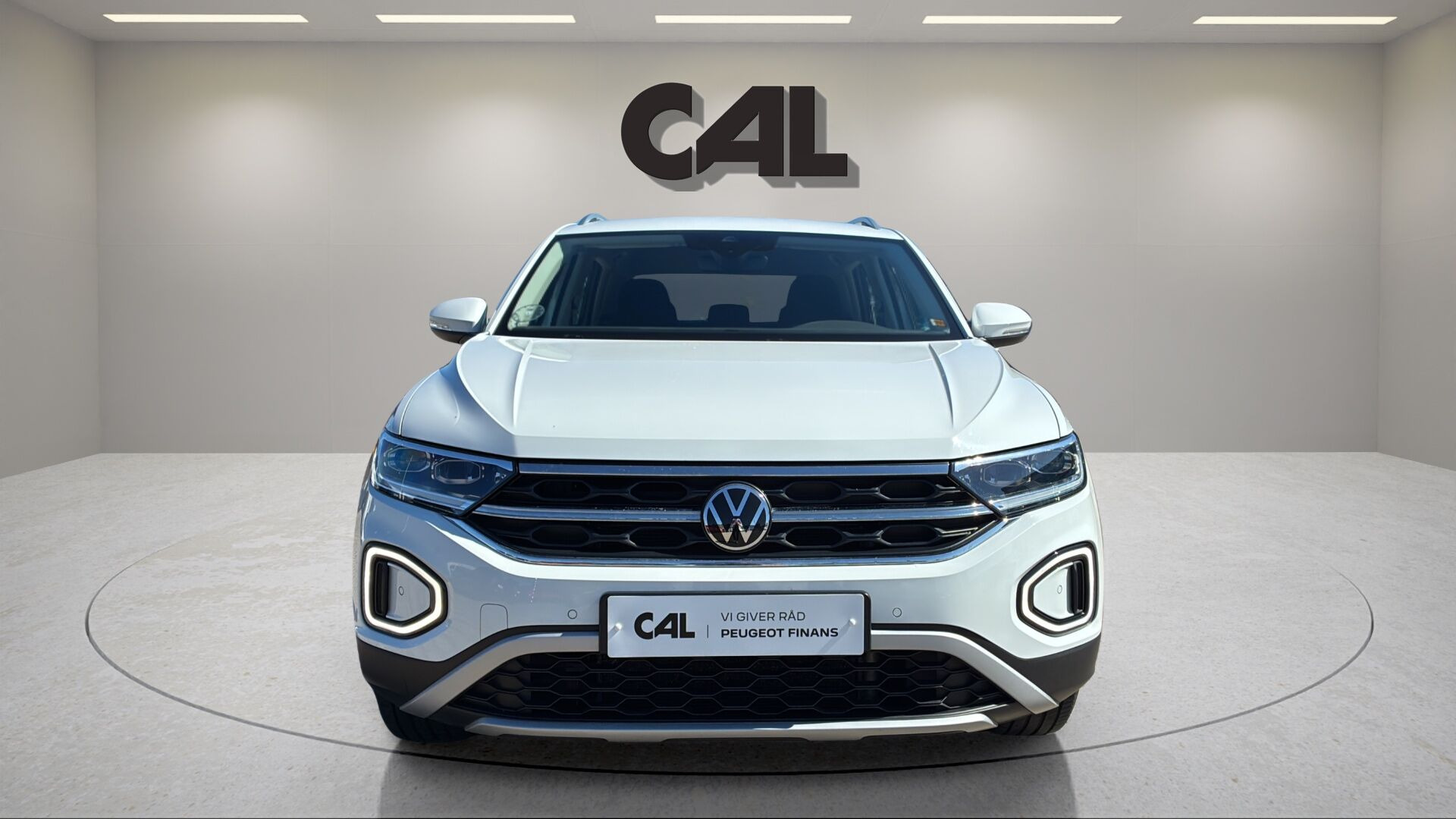 Hvid VW T-Roc fra 2022