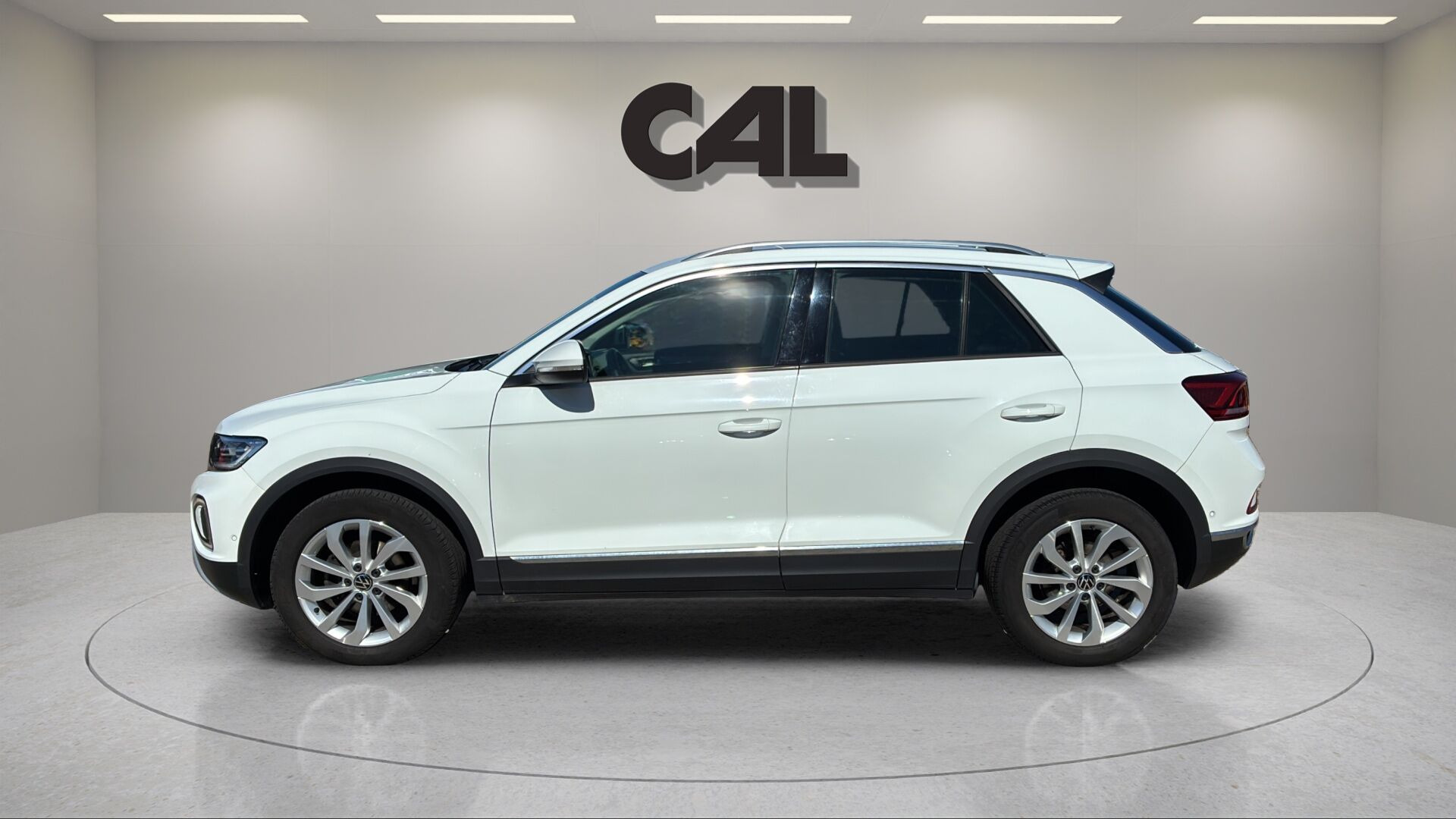 Hvid VW T-Roc fra 2022