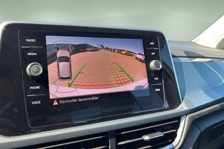 Hvid VW T-Roc fra 2022