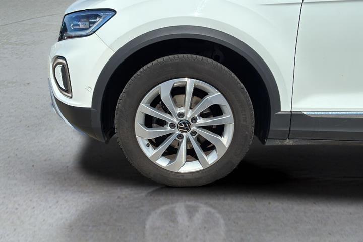 Hvid VW T-Roc fra 2022