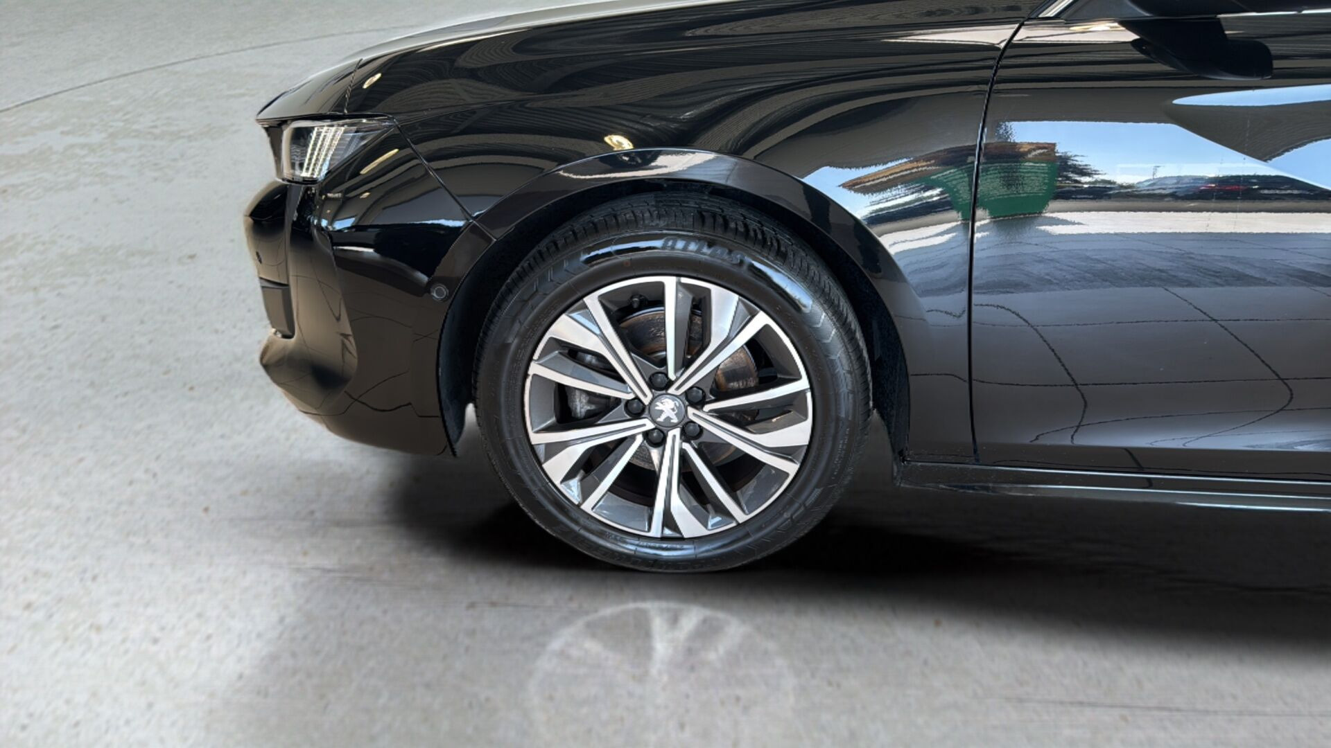 Sort Peugeot 508 fra 2021