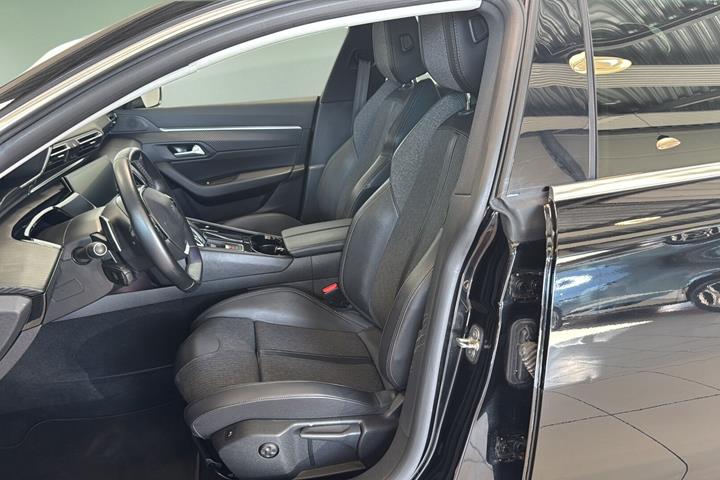 Sort Peugeot 508 fra 2021