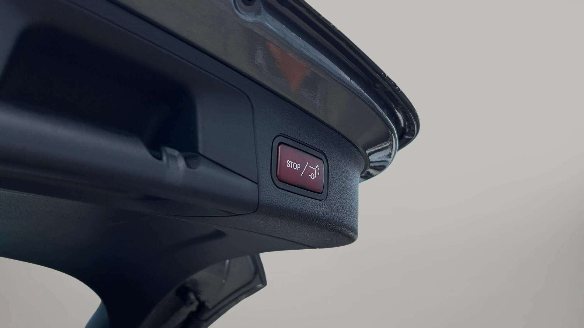 Grå Mercedes EQA 250+ fra 2025