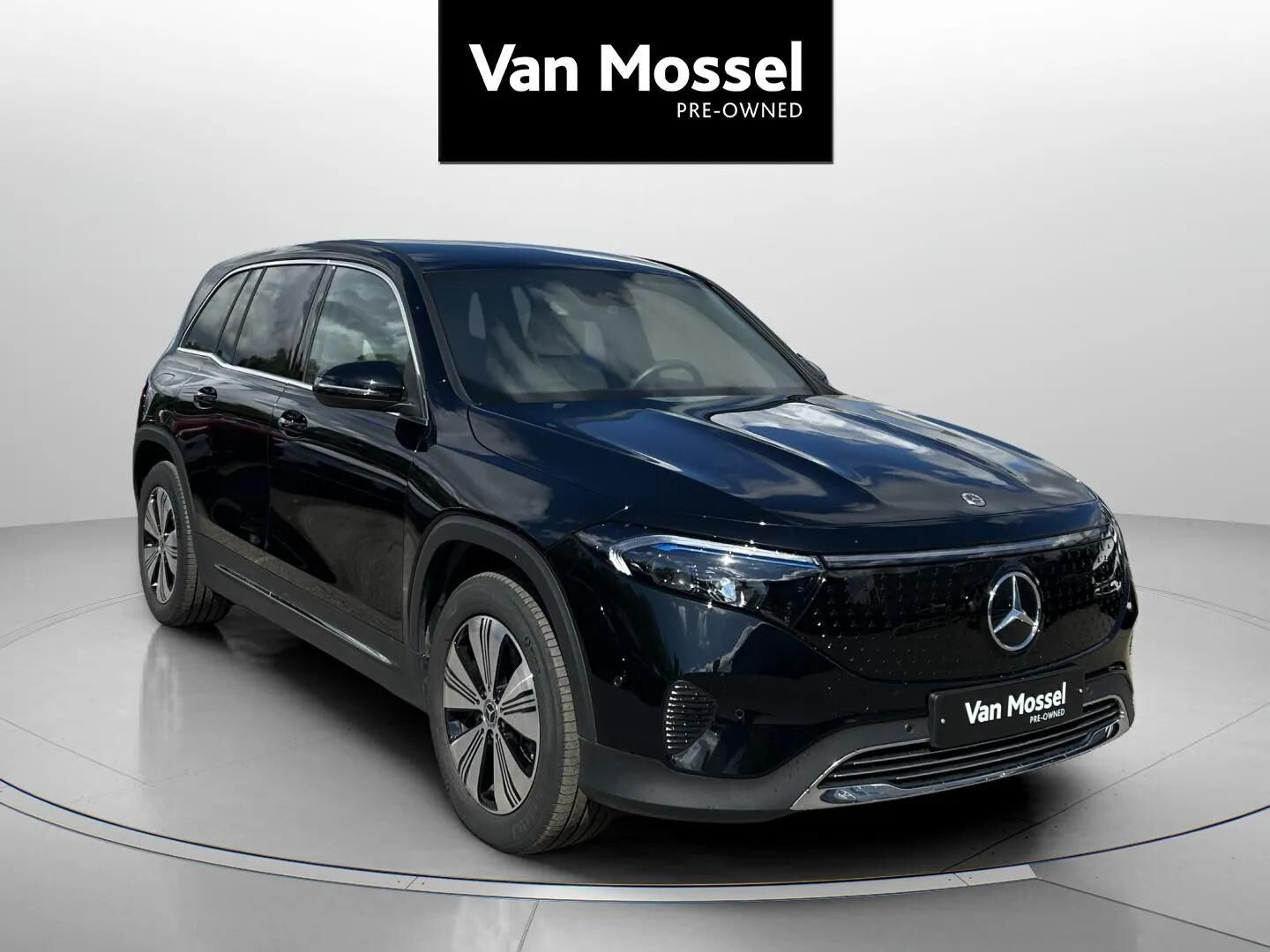 Sort Mercedes EQB 250+ fra 2025