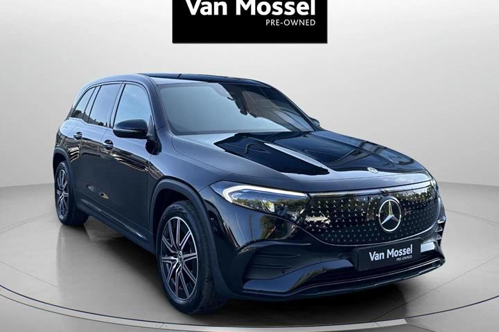 Sort Mercedes EQB 250+ fra 2025