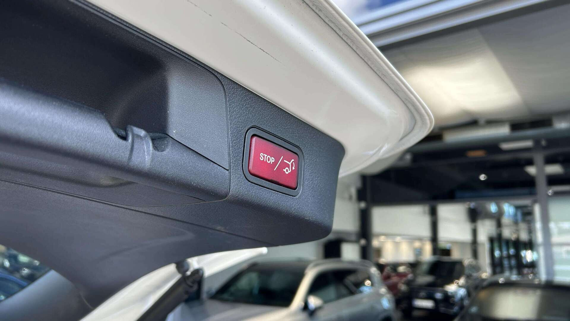 Hvid Mercedes EQB 250+ fra 2025
