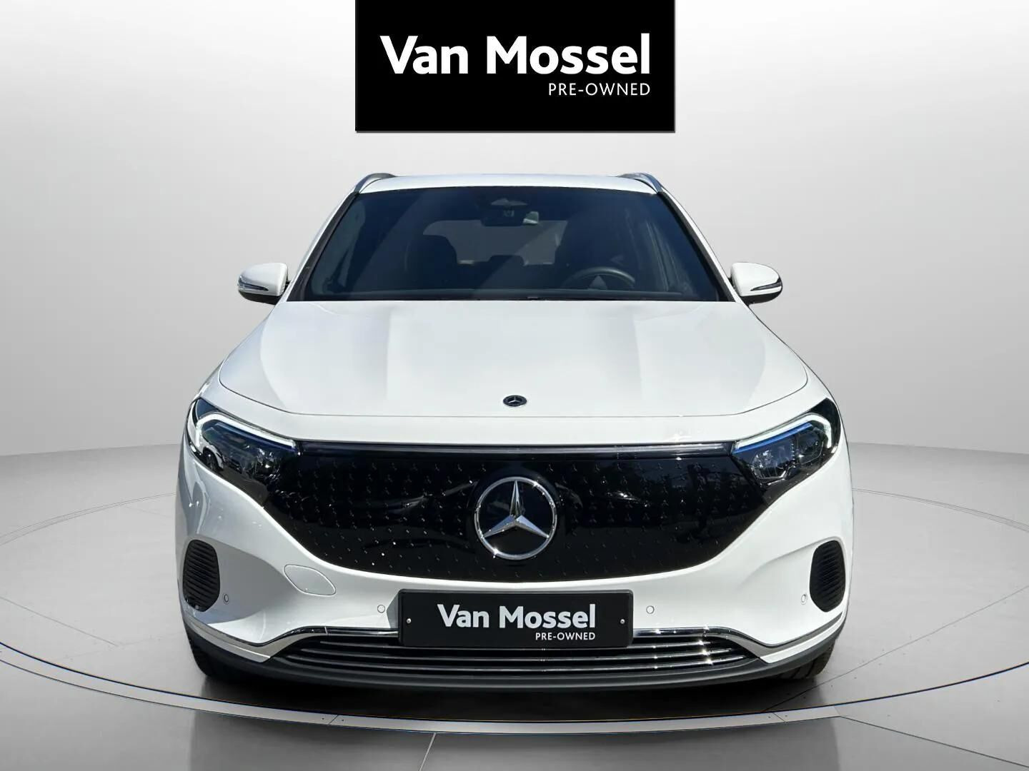Hvid Mercedes EQA 250+ fra 2025