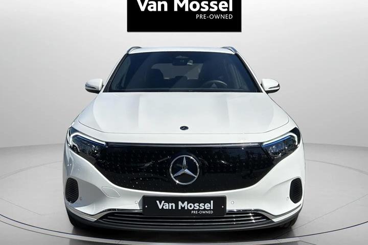 Hvid Mercedes EQA 250+ fra 2025