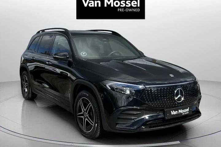 Sort Mercedes EQB 250+ fra 2025