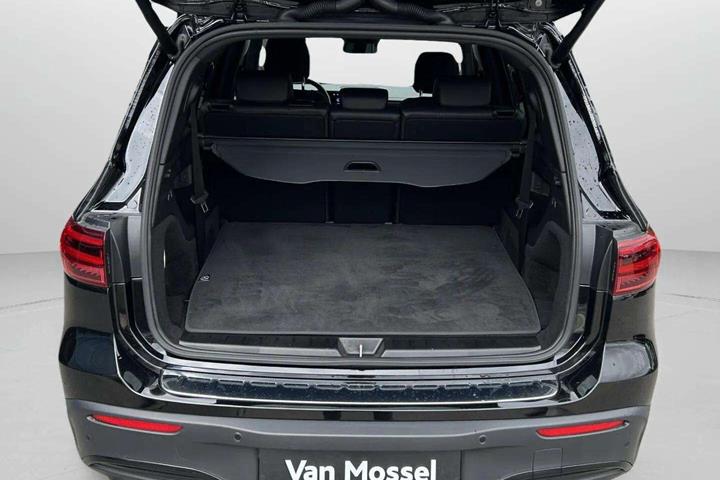 Sort Mercedes EQB 350 fra 2025