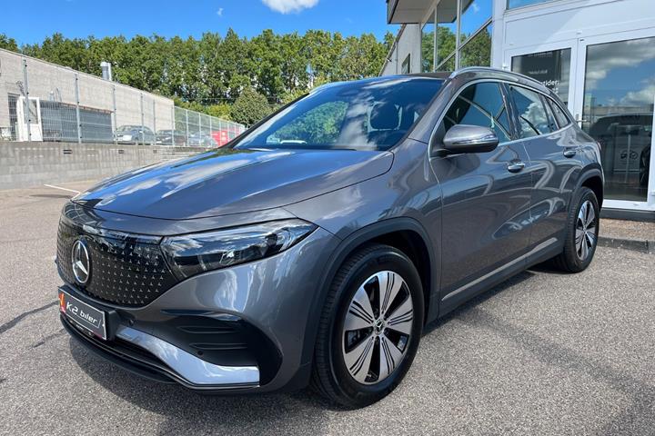 Grå Mercedes EQA250+ fra 2024