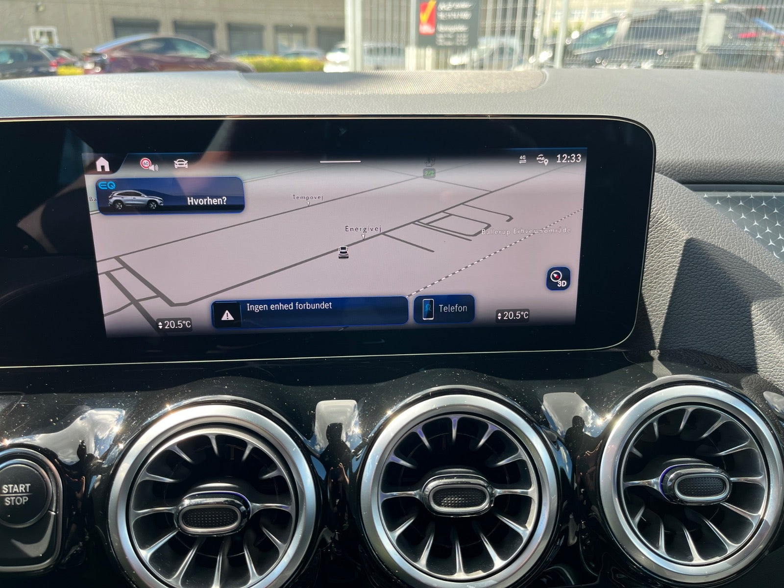 Grå Mercedes EQA250+ fra 2024