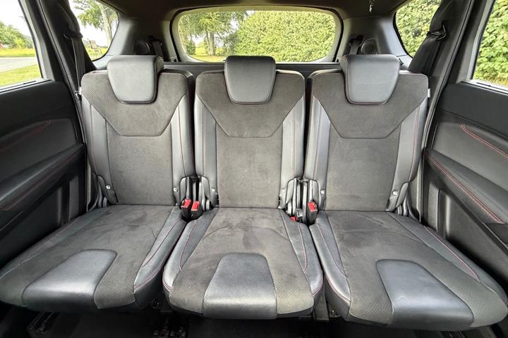 Sort Ford S-MAX fra 2021