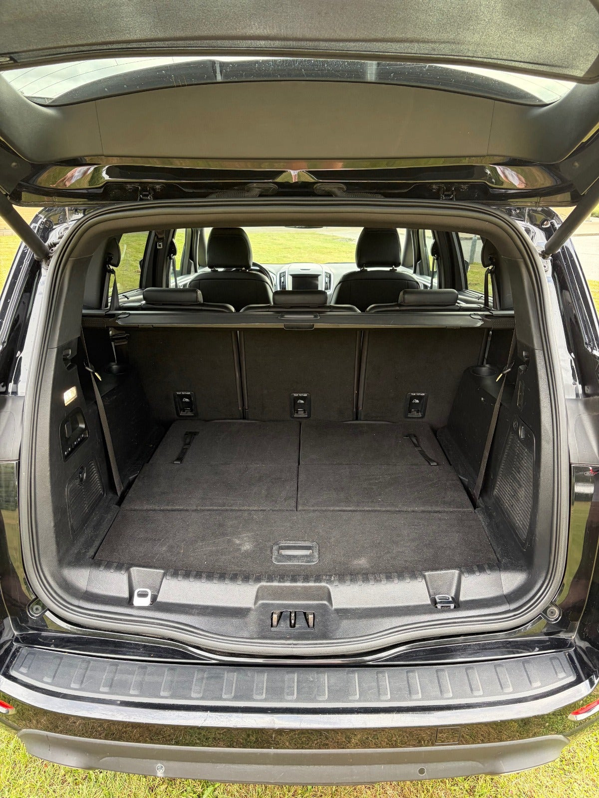 Sort Ford S-MAX fra 2021