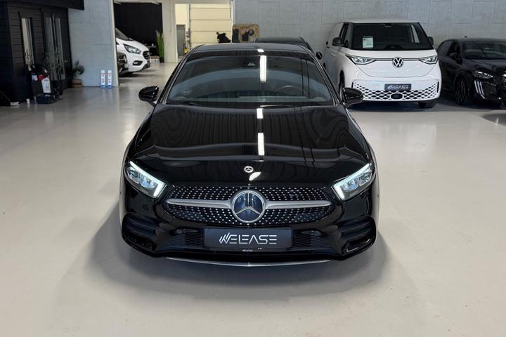 Sort Mercedes A250 e fra 2021