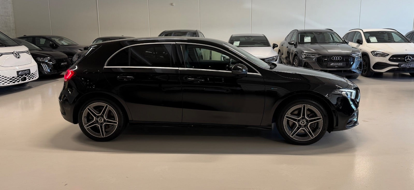 Sort Mercedes A250 e fra 2021