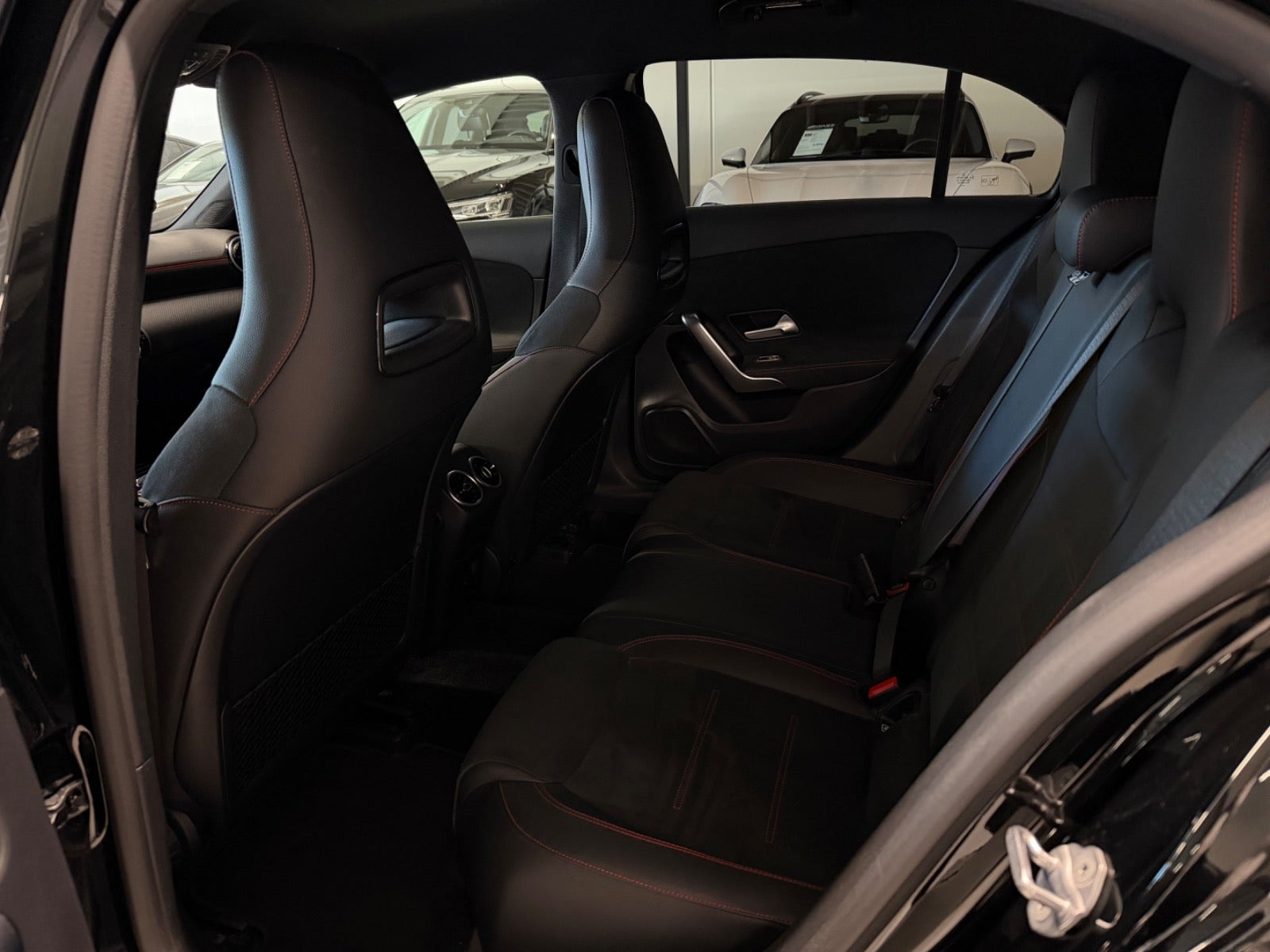 Sort Mercedes A250 e fra 2021