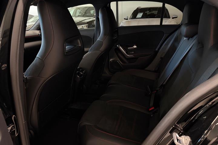 Sort Mercedes A250 e fra 2021