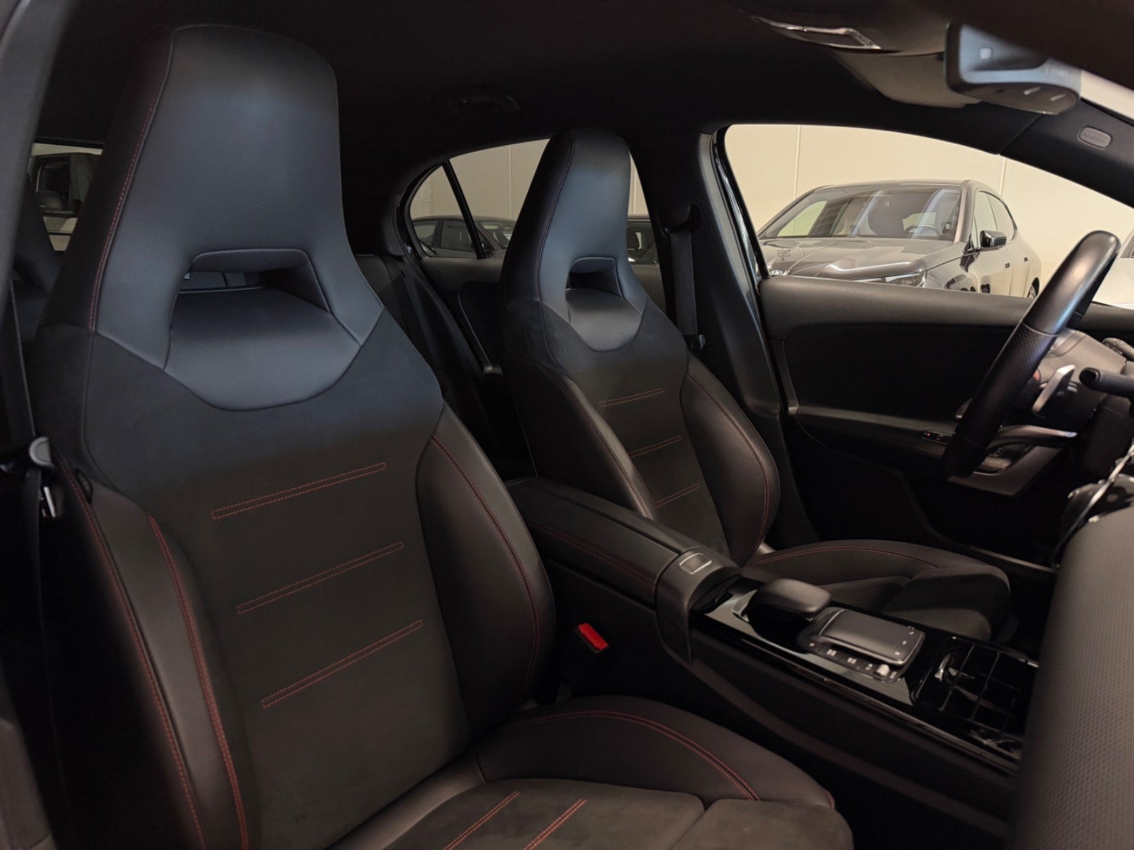 Sort Mercedes A250 e fra 2021