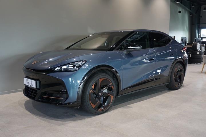 Blå Cupra Tavascan fra 2025