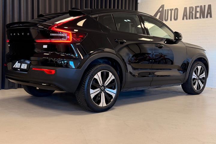 Sort Volvo C40 fra 2023