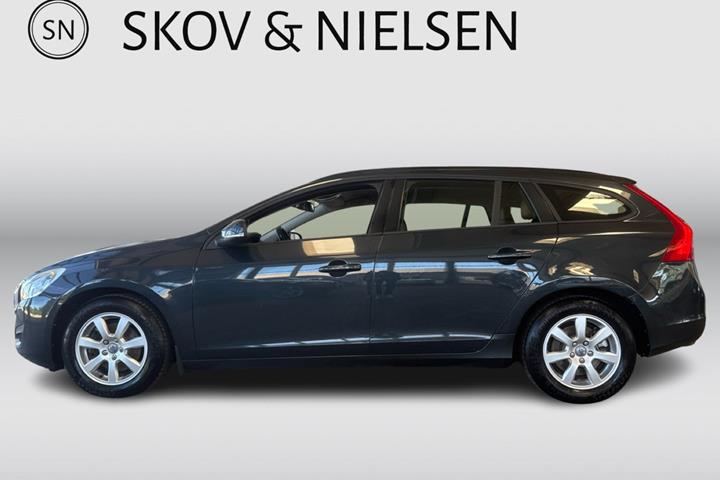 Blå Volvo V60 fra 2011