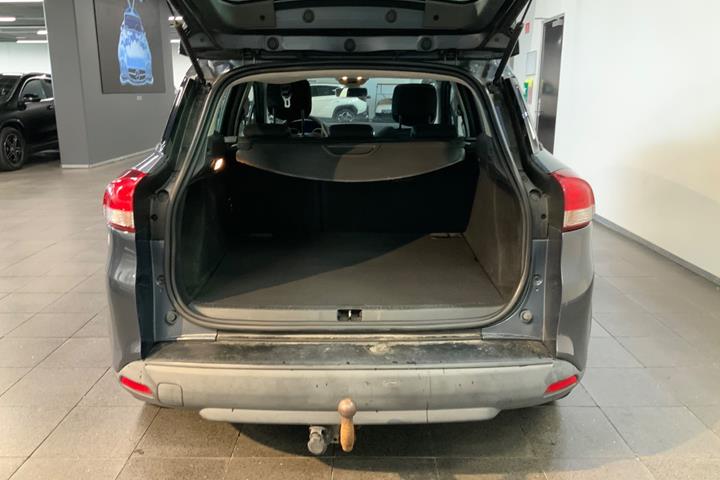 Grå Renault Clio IV fra 2017