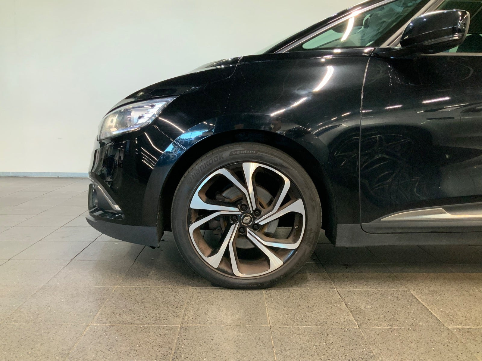 Sort Renault Grand Scenic IV fra 2018