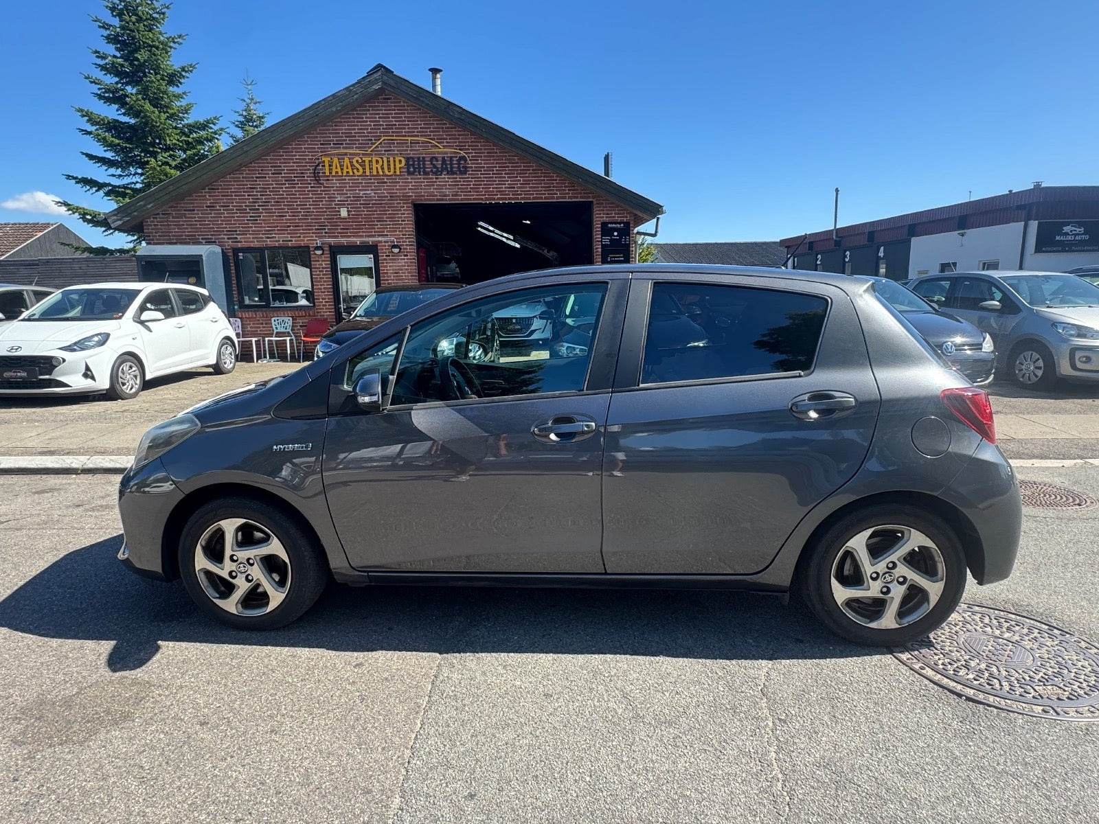 undefined Toyota Yaris fra 2015
