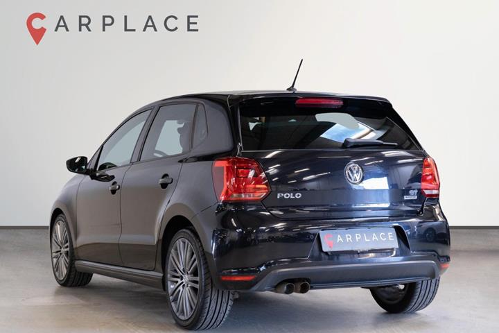 Sort VW Polo fra 2017