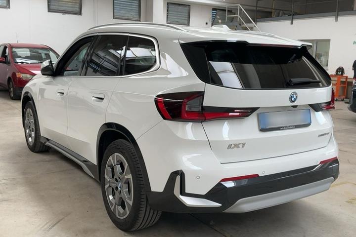 undefined BMW iX1 fra 2025